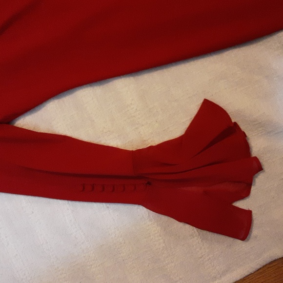 Dress - Picture 2 of 4